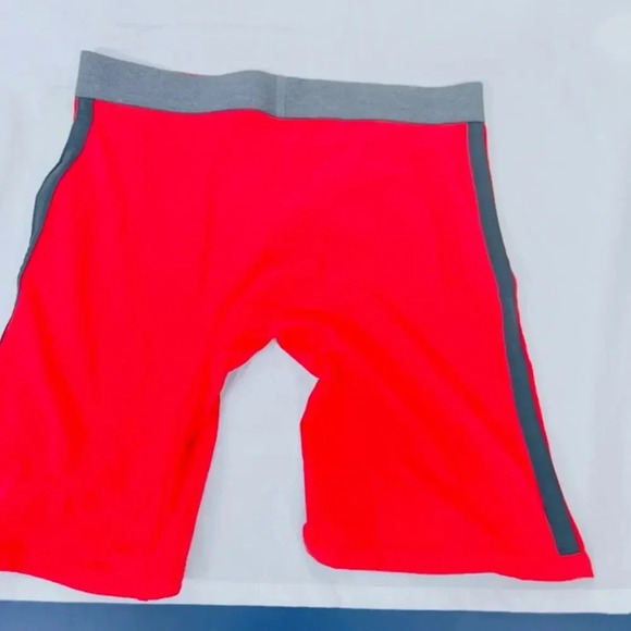 NEW Tommy John Cool Cotton Performance Boxer Brief Trunks Red Gray Mens Medium - Picture 6 of 7